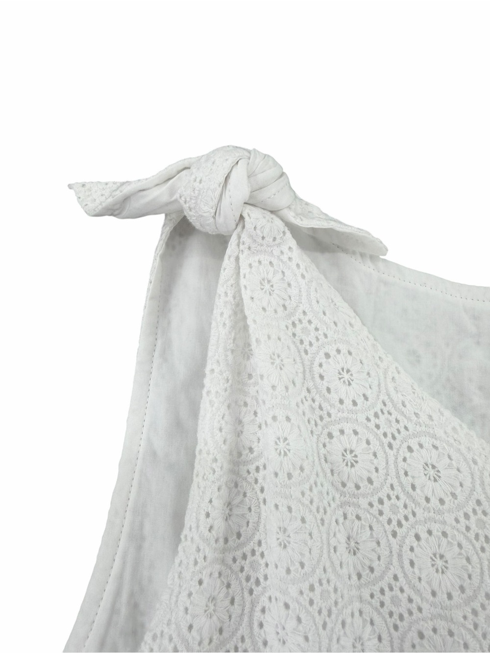 Lauren James Newport Tiered Shoulder Knot Dress/White Eyelet/Size: Large - Picture 4 of 16